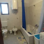Tona