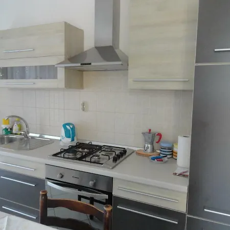 Tona דירה רובינייסקו סלו